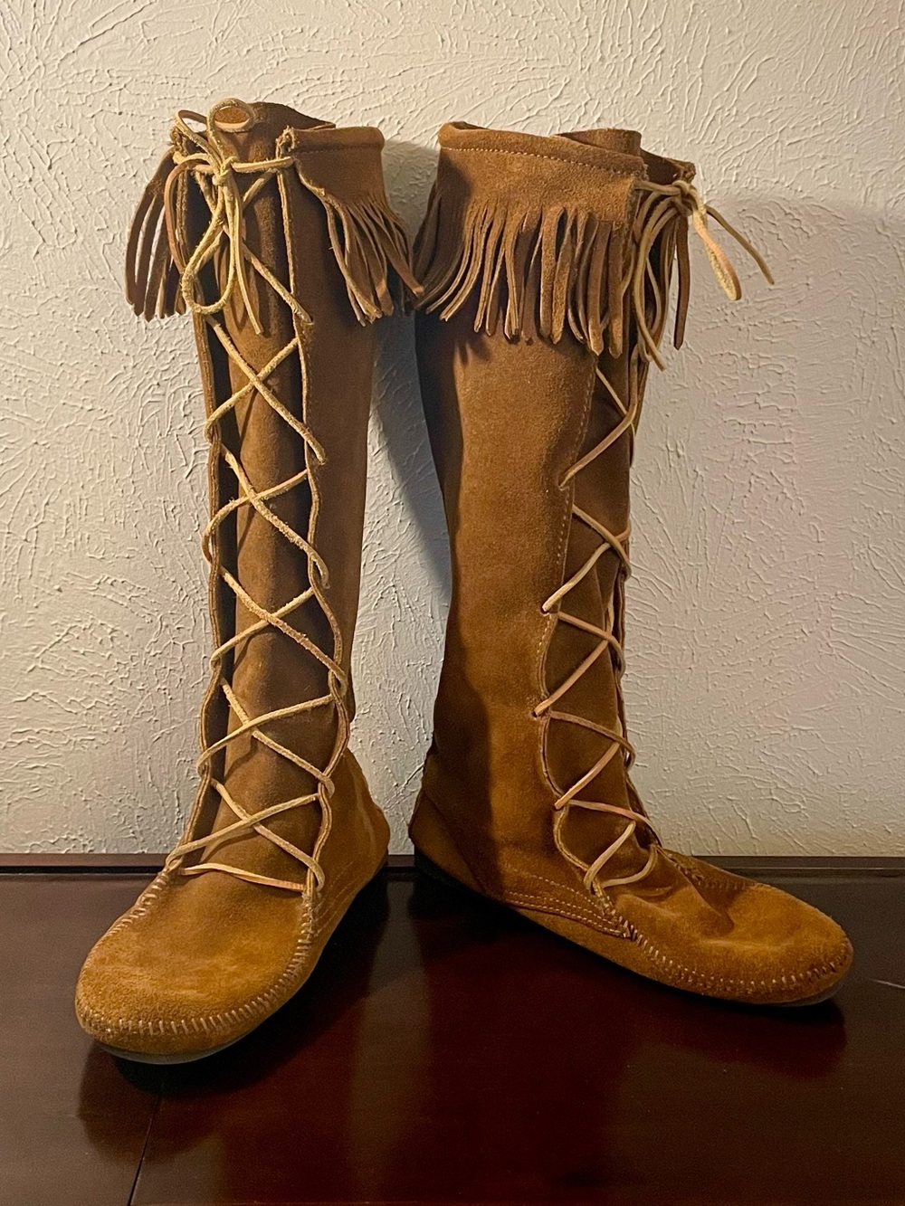 Minnetonka Moccasin Boots - size 11